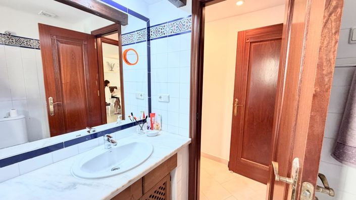 Image No.19-1 Bed Apartment for sale