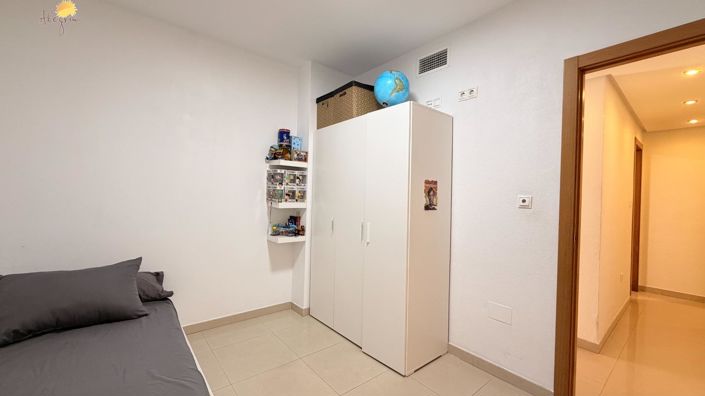 Image No.20-1 Bed Apartment for sale