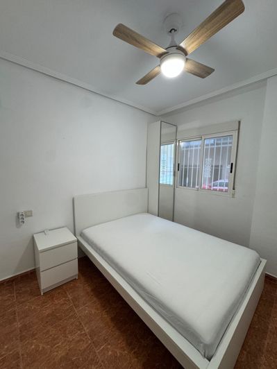 Image No.3-Appartement de 3 chambres à vendre à Torrevieja