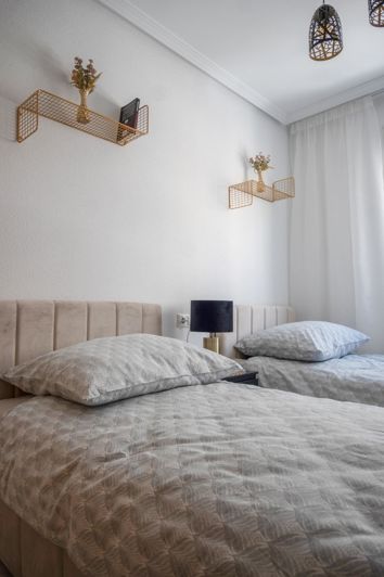 Image No.18-3 Bed Apartment for sale