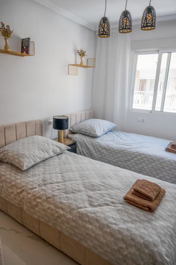 Image No.19-3 Bed Apartment for sale