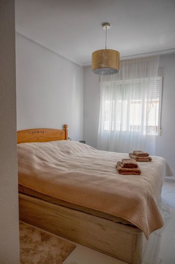 Image No.25-3 Bed Apartment for sale