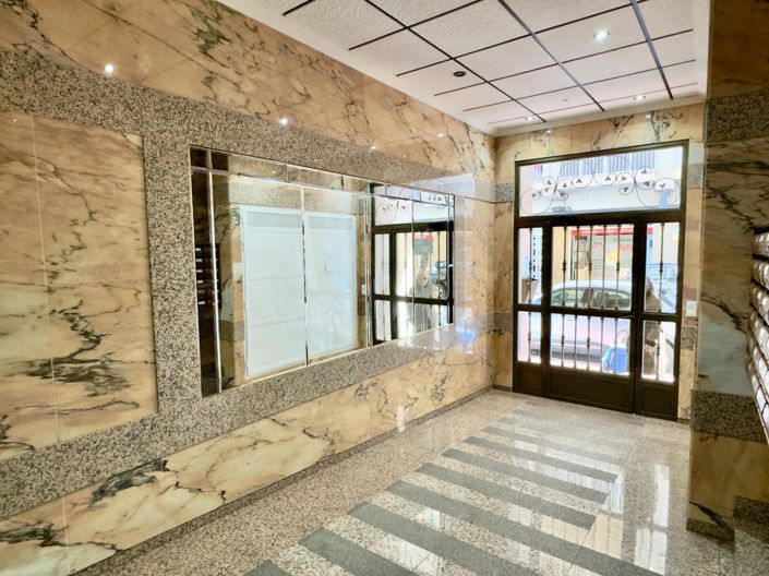Image No.28-3 Bed Apartment for sale