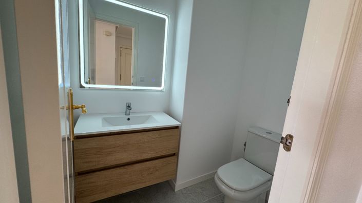 Image No.25-2 Bed Apartment for sale