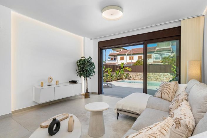 Image No.24-3 Bed Villa for sale