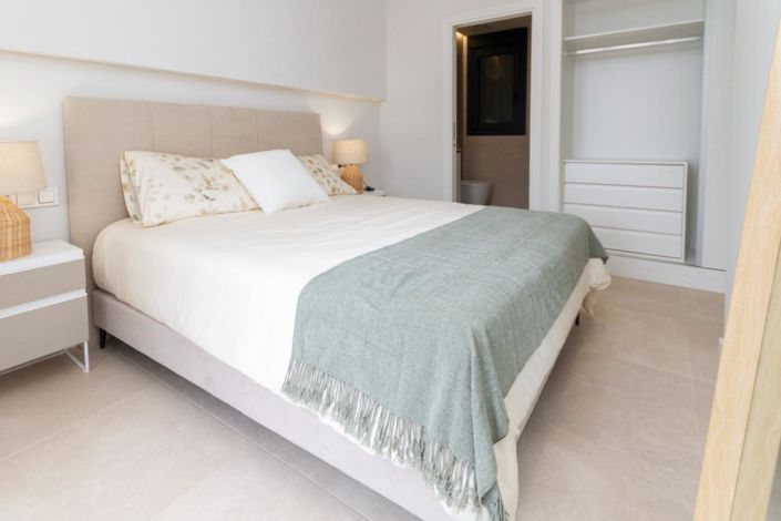 Image No.6-3 Bed Apartment for sale