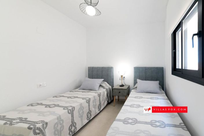 Image No.10-2 Bed Apartment for sale