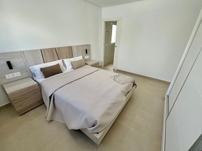 Image No.14-3 Bed Villa for sale