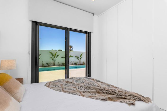 Image No.16-3 Bed Villa for sale