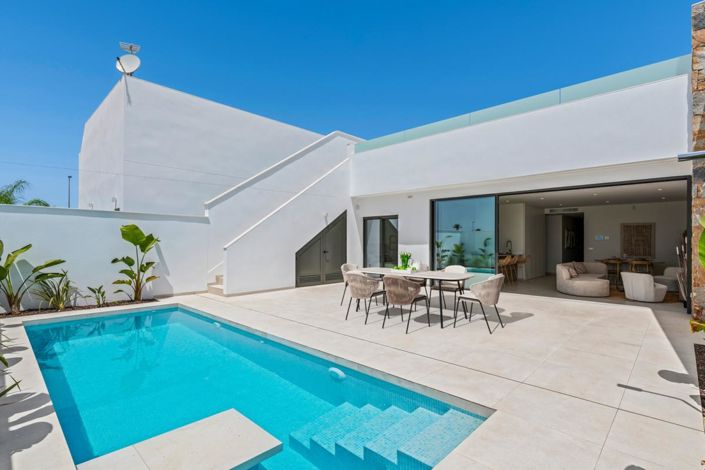 Image No.4-3 Bed Villa for sale