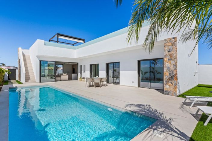 Image No.32-3 Bed Villa for sale