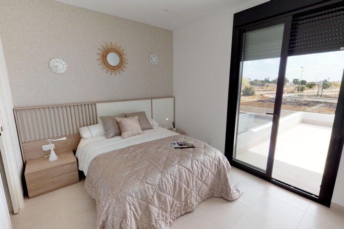 Image No.19-3 Bed Villa for sale
