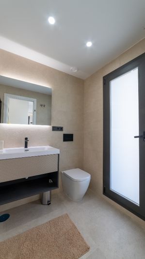 Image No.20-2 Bed Apartment for sale