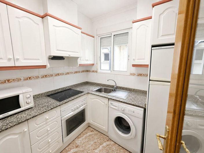 Image No.7-Appartement de 2 chambres à vendre à Torrevieja
