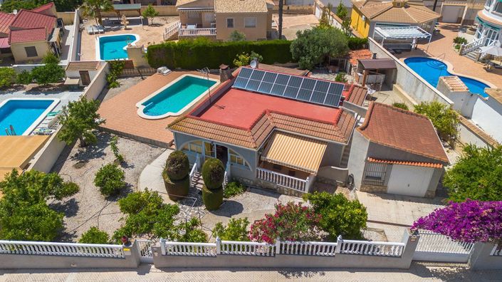 Image No.3-4 Bed Villa for sale