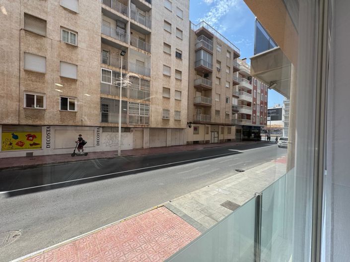 Image No.11-2 Bed Apartment for sale