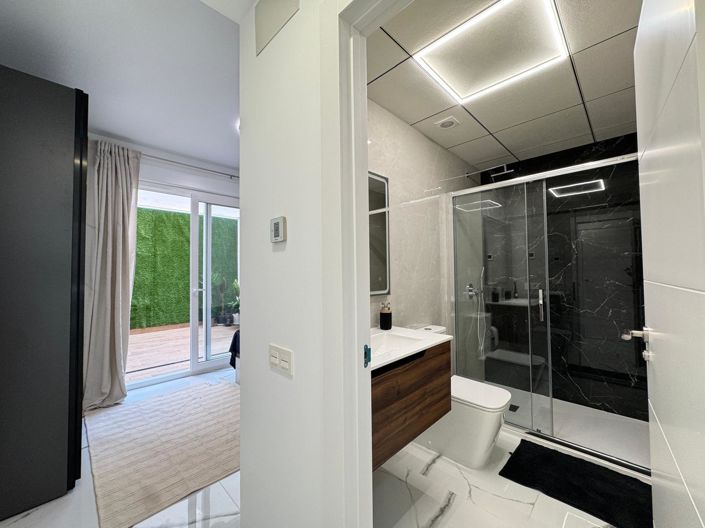 Image No.24-2 Bed Apartment for sale