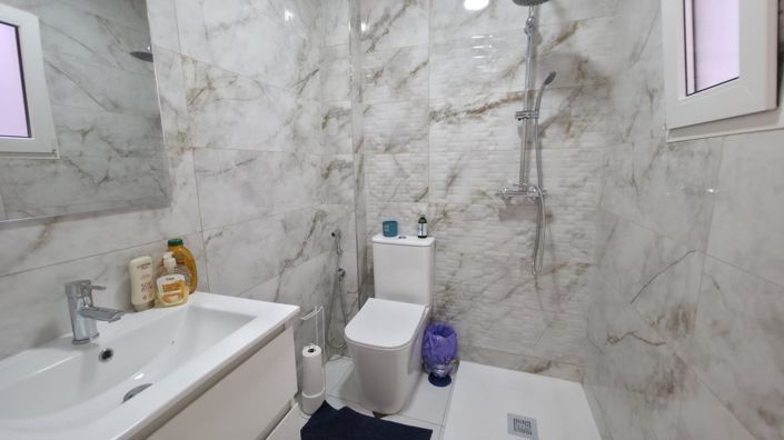 Image No.15-3 Bed Apartment for sale