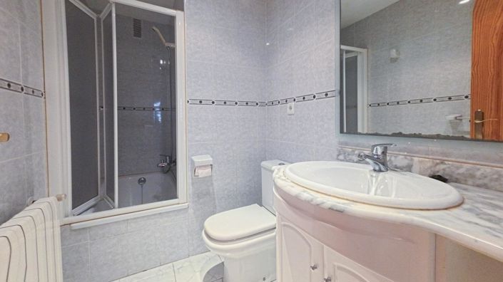 Image No.15-3 Bed Apartment for sale
