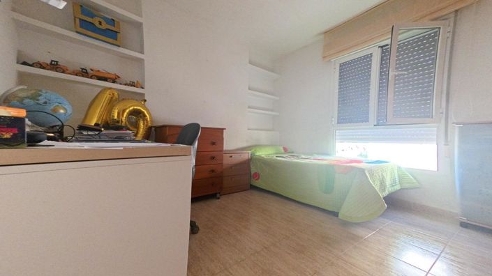 Image No.18-3 Bed Apartment for sale
