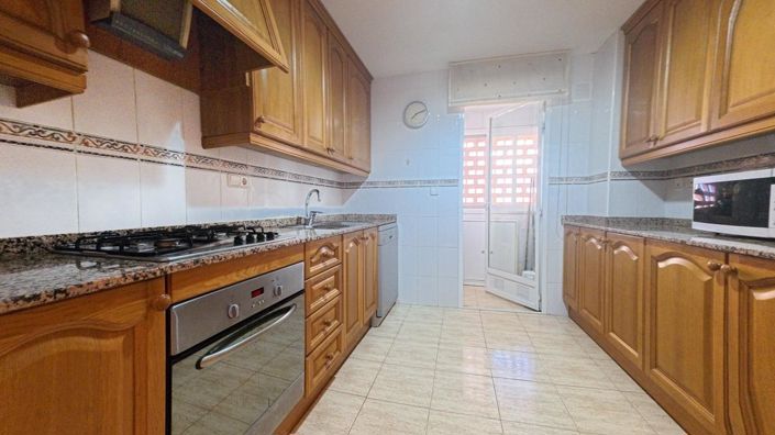 Image No.9-3 Bed Apartment for sale