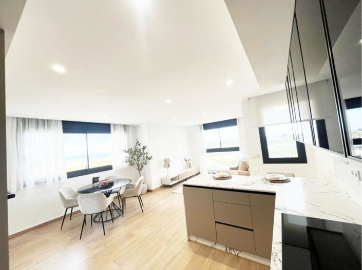 Image No.43-3 Bed Townhouse for sale