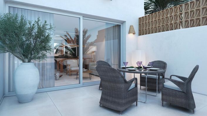 Image No.11-2 Bed Townhouse for sale