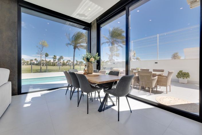 Image No.24-3 Bed Villa for sale