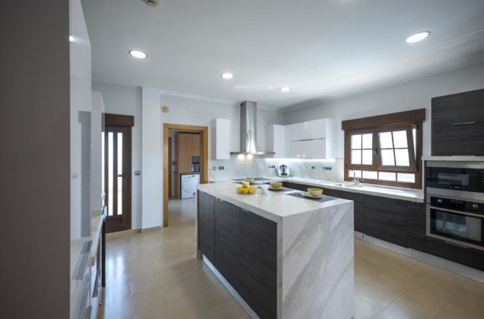 Image No.8-4 Bed Villa for sale