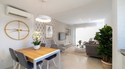 01k4q6f2gkfeabpjzm537g3j6z-medium