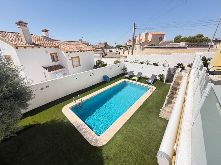Image No.14-3 Bed Villa for sale