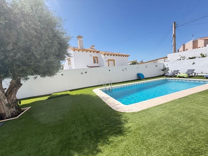 Image No.36-3 Bed Villa for sale