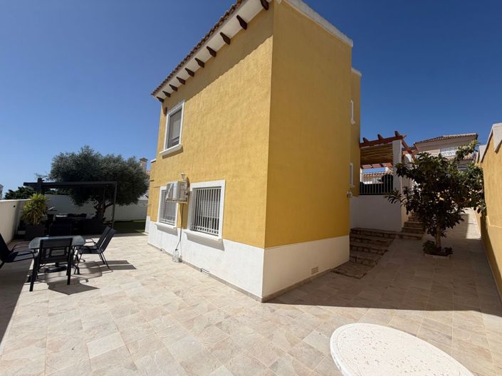 Image No.41-3 Bed Villa for sale
