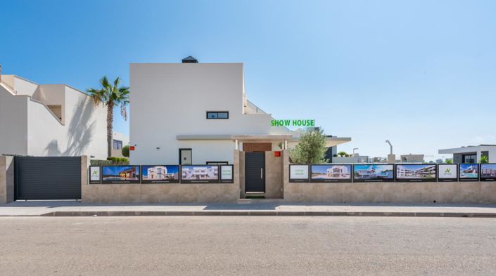 Image No.49-3 Bed Villa for sale