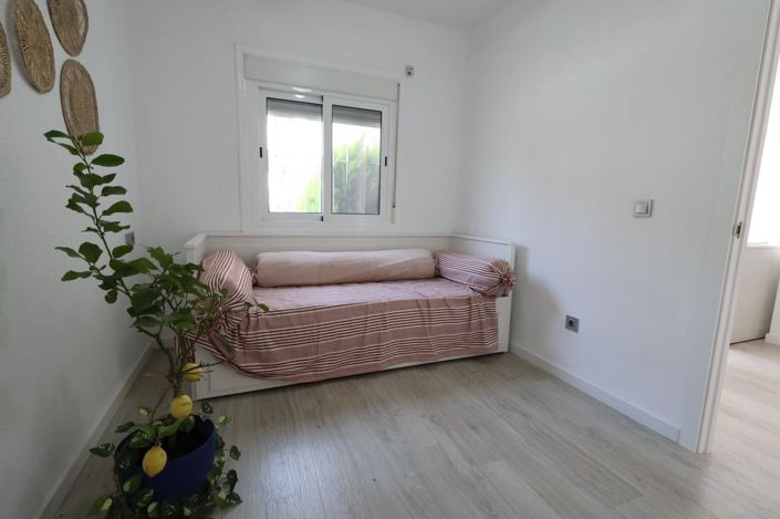 Image No.11-1 Bed Bungalow for sale