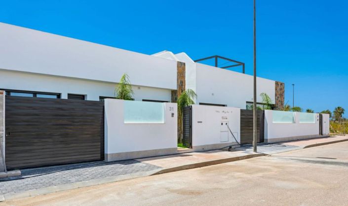 Image No.35-3 Bed Villa for sale