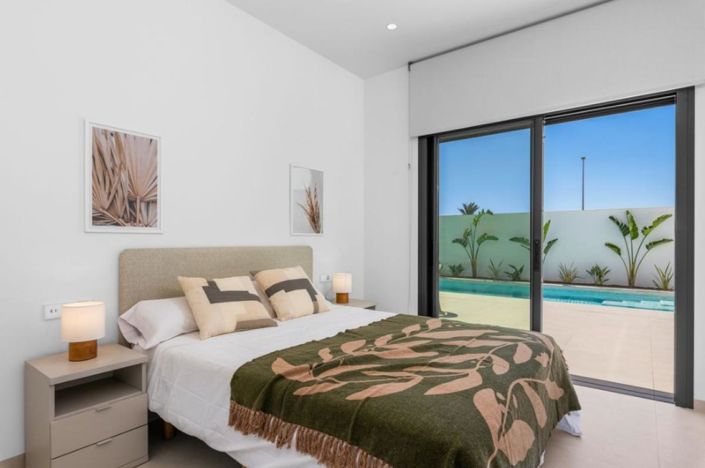 Image No.8-3 Bed Villa for sale
