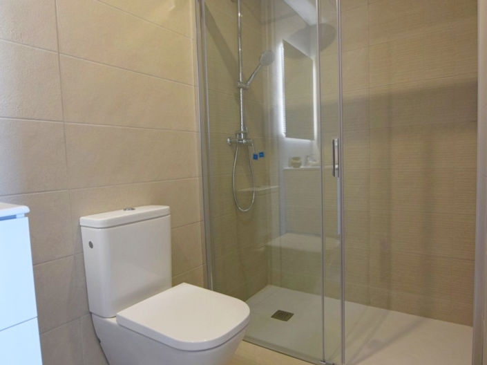Image No.12-2 Bed Apartment for sale