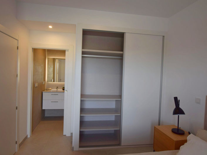 Image No.10-2 Bed Apartment for sale
