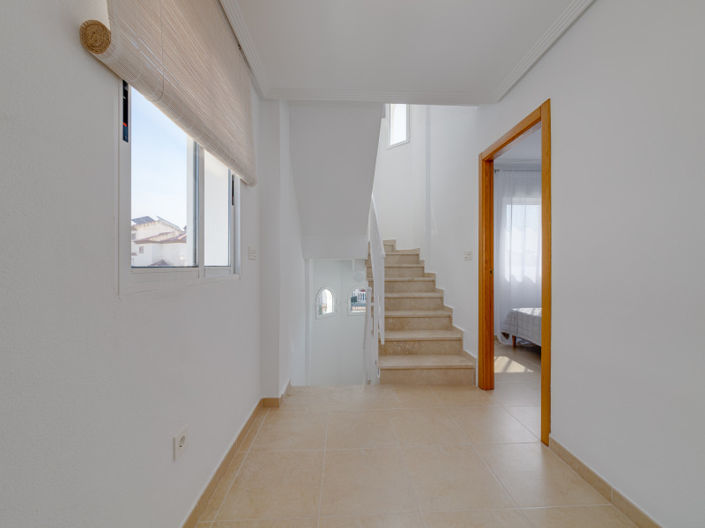 Image No.21-3 Bed Villa for sale