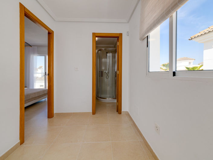 Image No.22-3 Bed Villa for sale