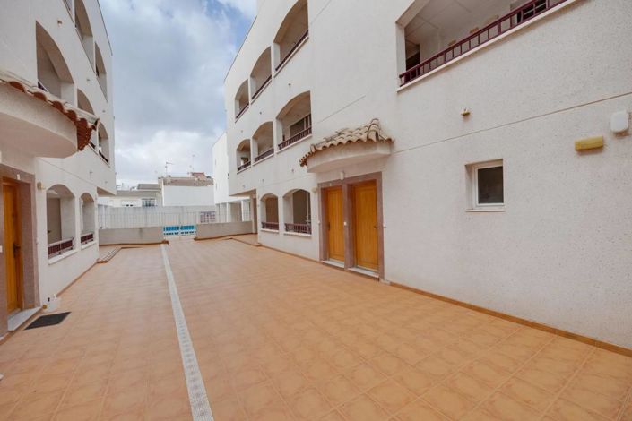 Image No.37-1 Bed Apartment for sale