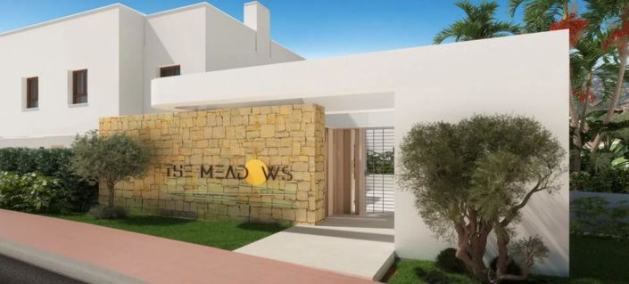 Image No.14-3 Bed Townhouse for sale