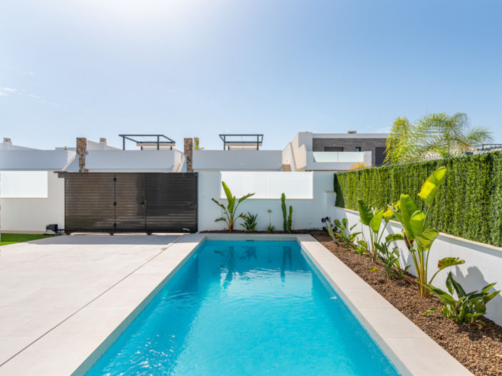 Image No.30-3 Bed Townhouse for sale
