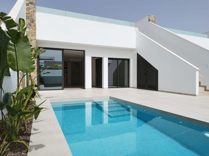 Image No.32-3 Bed Townhouse for sale