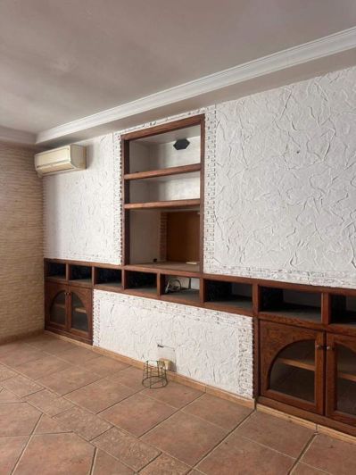 Image No.20-8 Bed Villa for sale