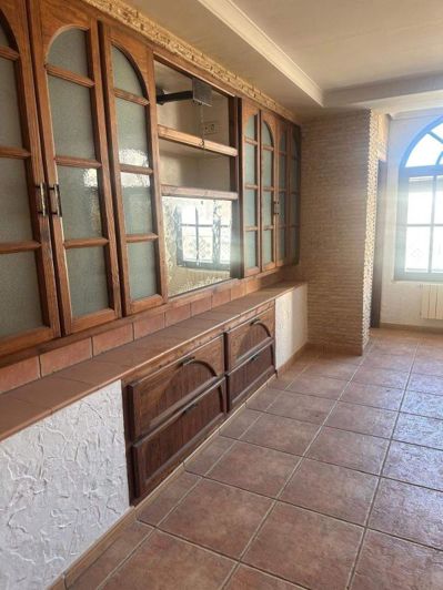 Image No.25-8 Bed Villa for sale