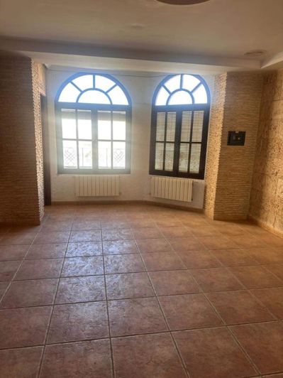 Image No.26-8 Bed Villa for sale