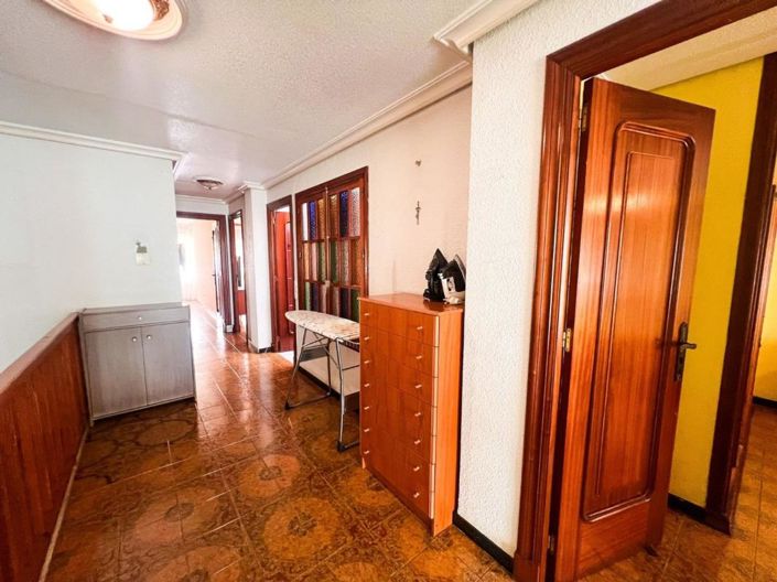 Image No.21-5 Bed Villa for sale