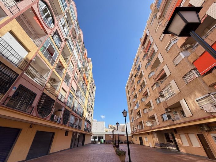 Image No.42-1 Bed Apartment for sale
